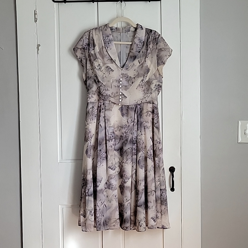 Unique Vintage, Hell Bunny, XL, white and lavender tea dress